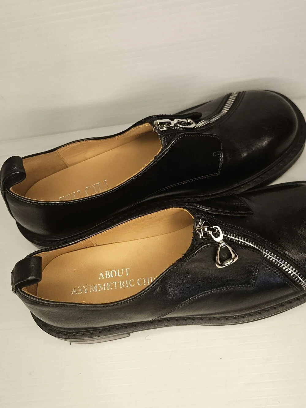BIU CILI, Woody, Horsehide Leather, Asymmetric, Loafers, Comfort Shoes, EU 39.